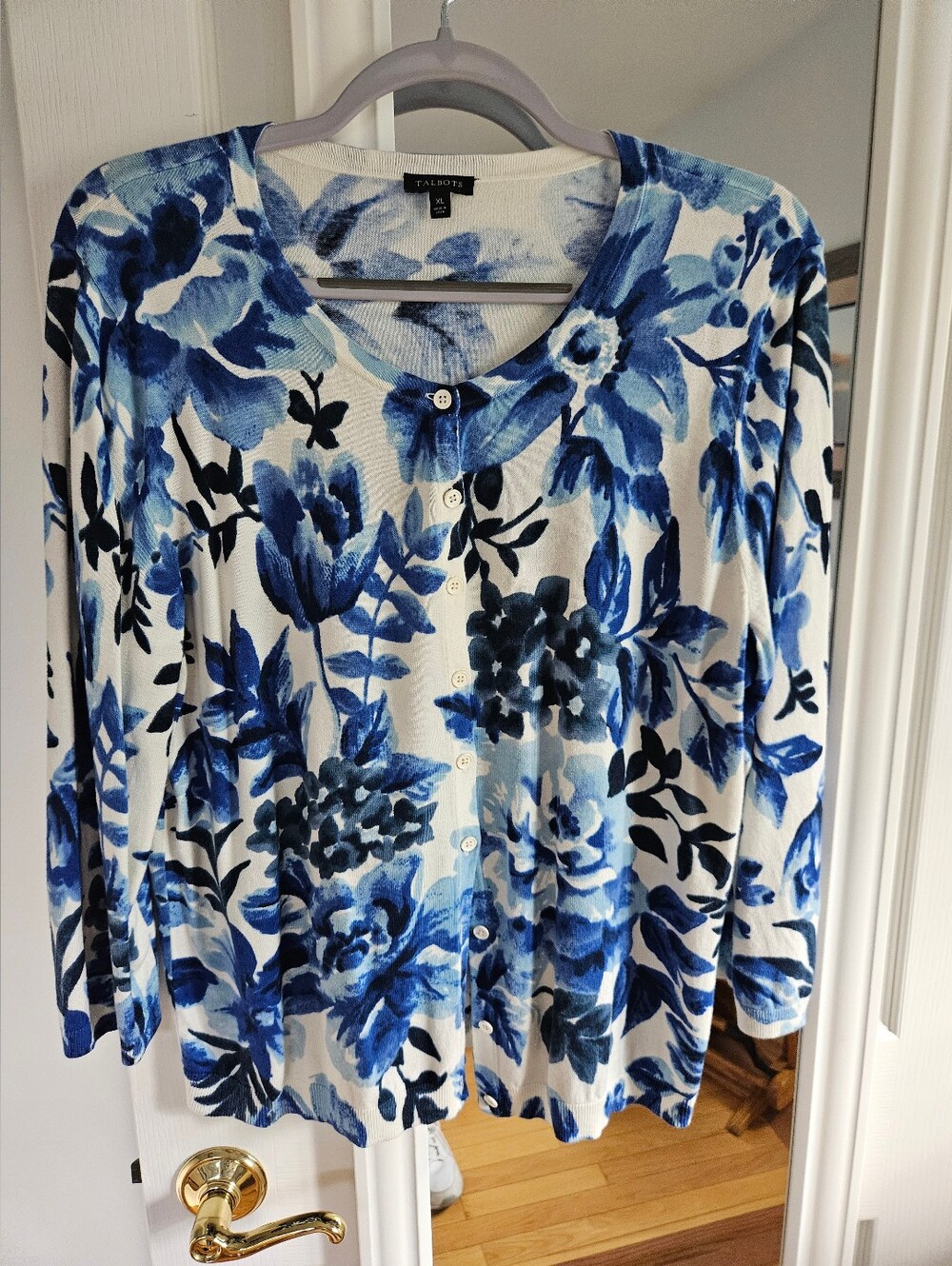 Talbots White and Blue Floral Button-Front Women's Shirt
